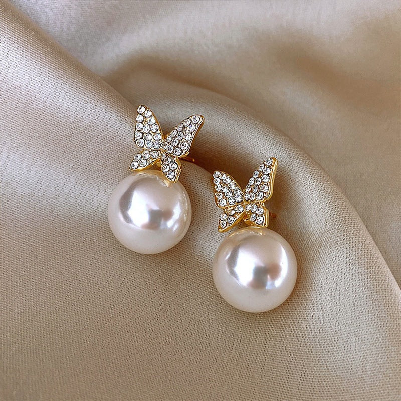 Aretes Mariposa Perla