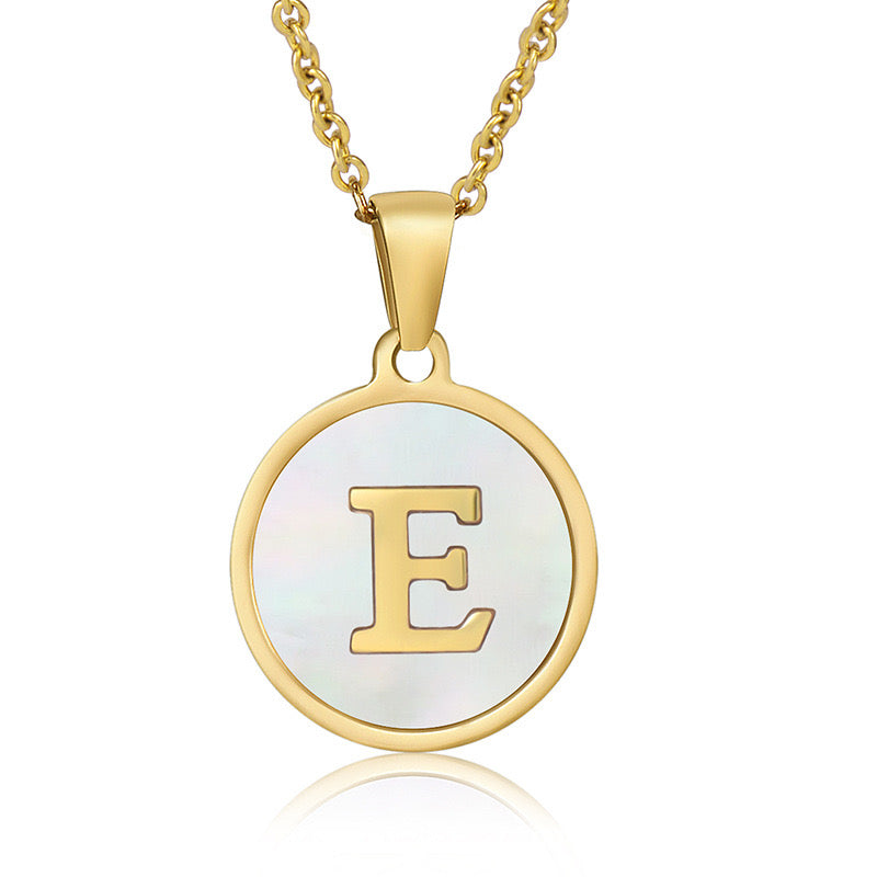 Collar con Inicial Redonda
