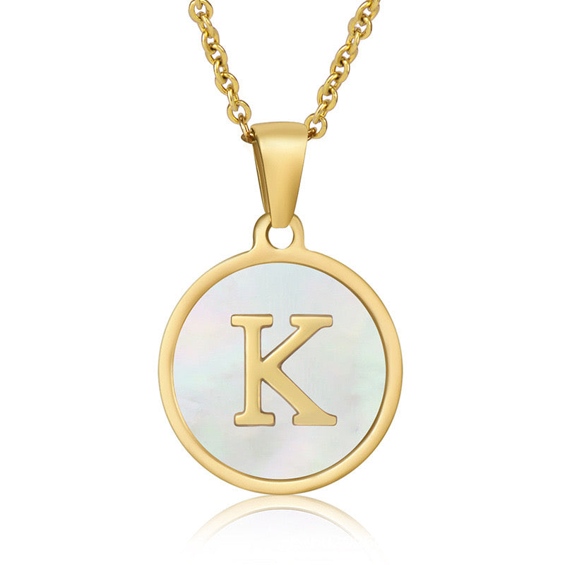 Collar con Inicial Redonda